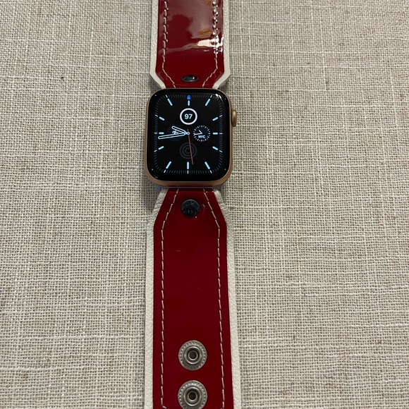 Spark’l Luxe Red Patent Bow Band - Picture 1 of 5